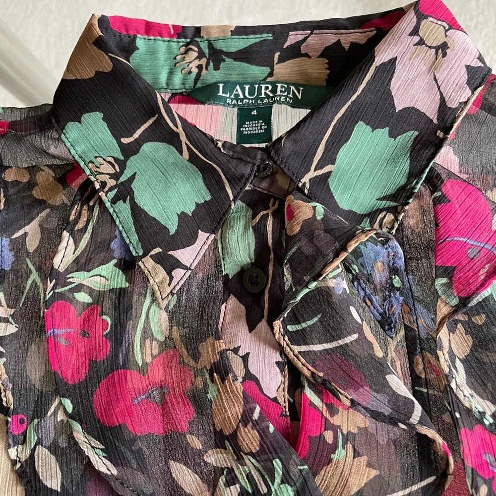 Lauren Ralph Lauren Multicolor Floral Shirt. Size 4.